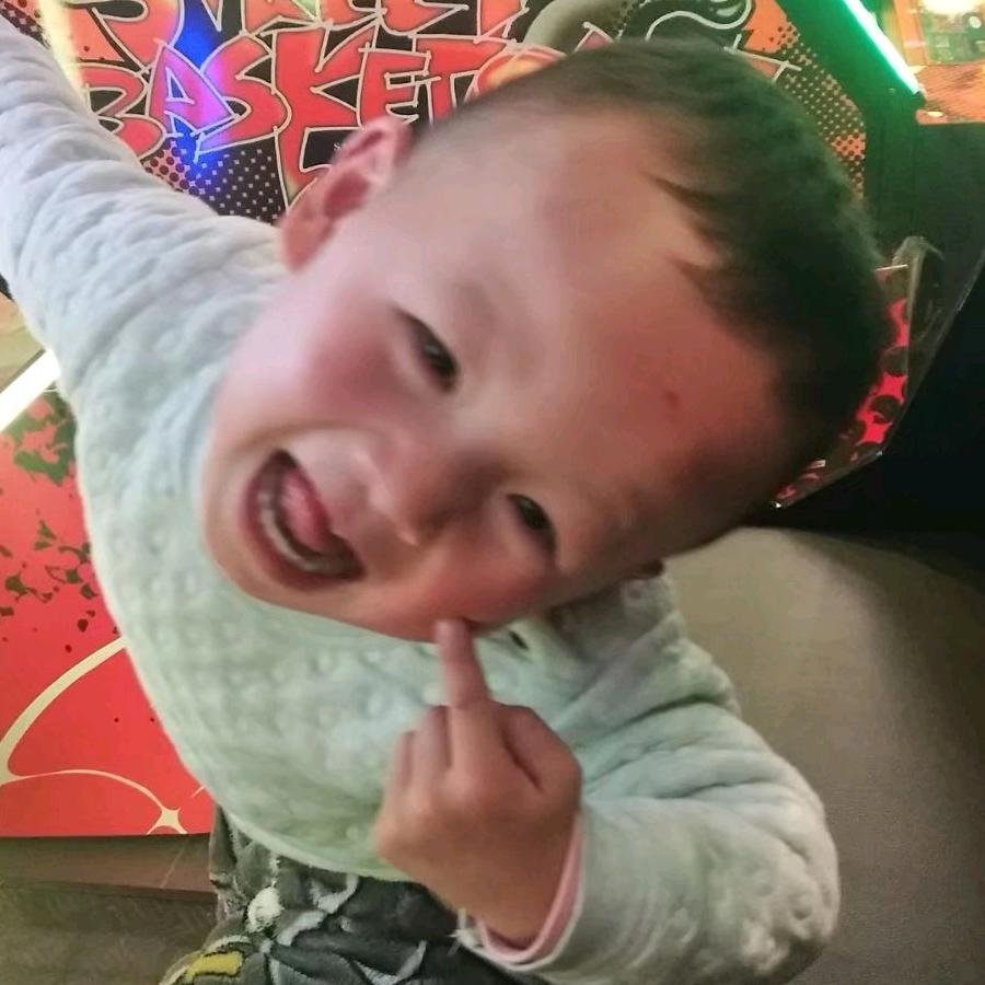 邹宏皓妈妈