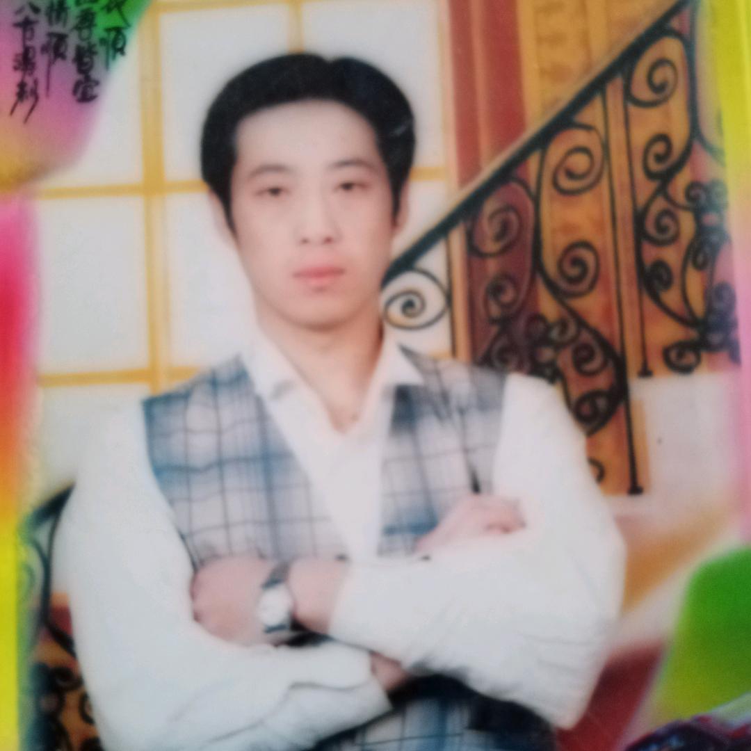 老威，爱生活，不喝睡不着。地球的领跑者。