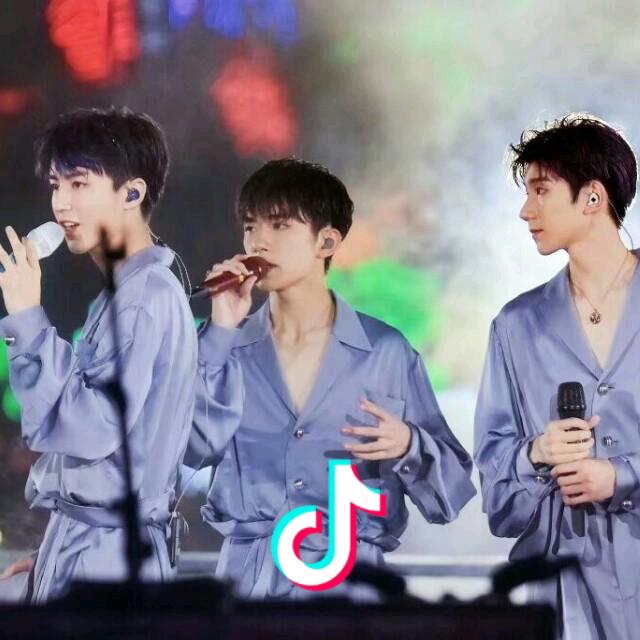 爱吃甜品的小螃蟹