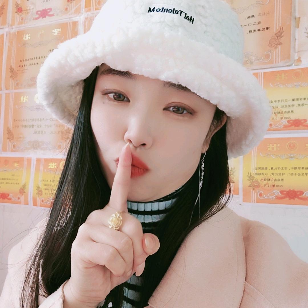 白杨❤️谭小妹儿