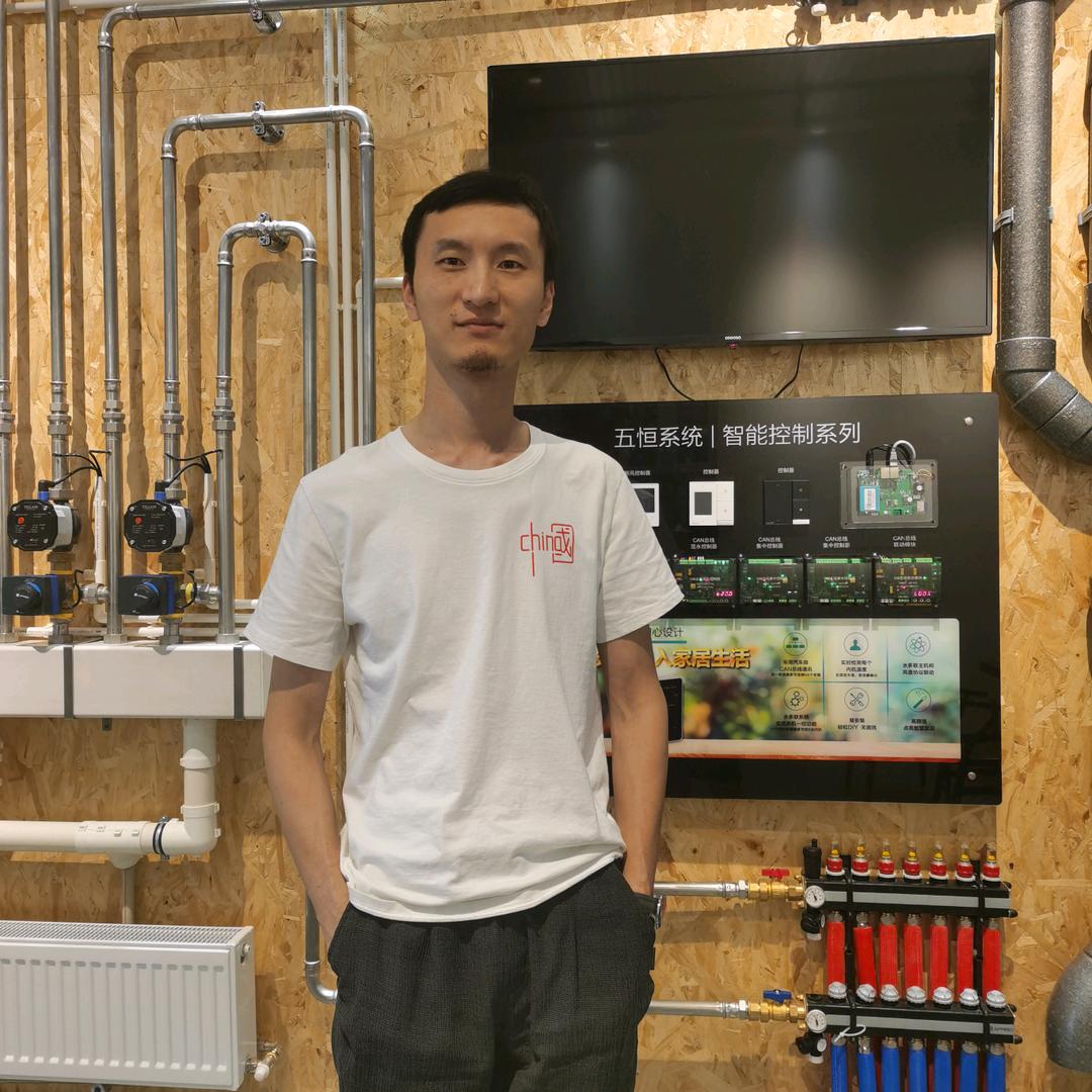 李工男