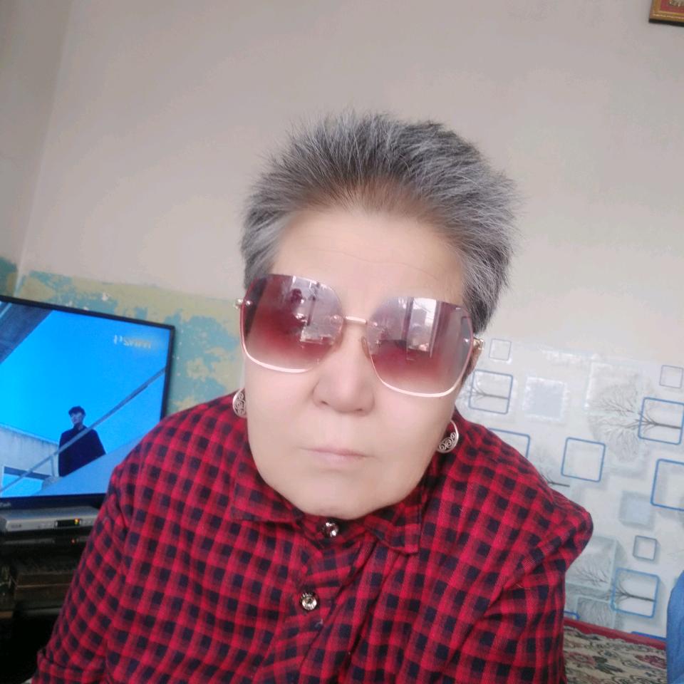 敖登高娃