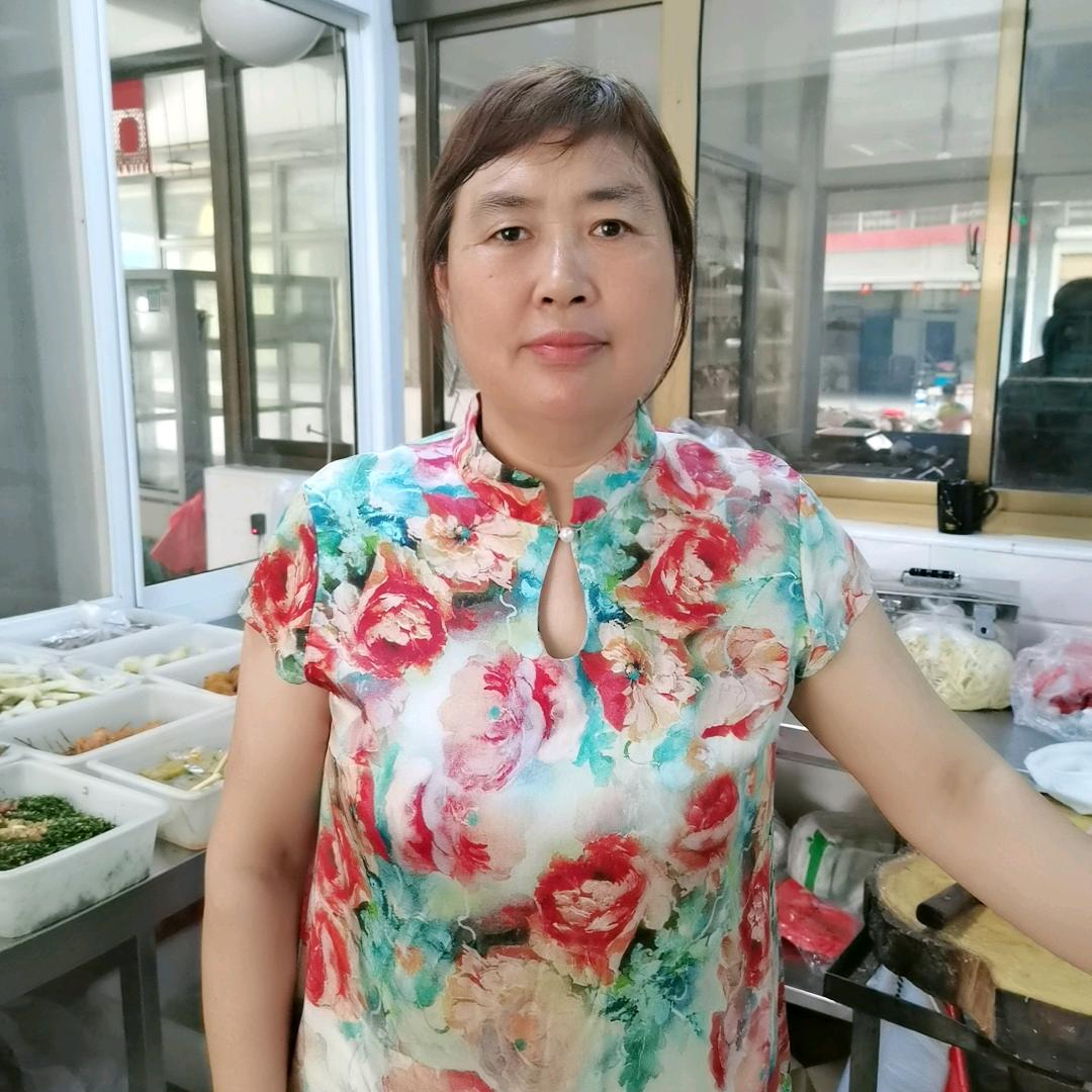 许六小卤菜店