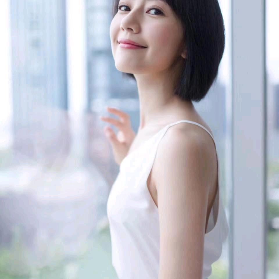 广告传媒胡肖懿勤