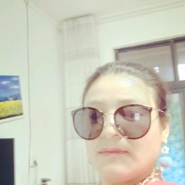 牟琴