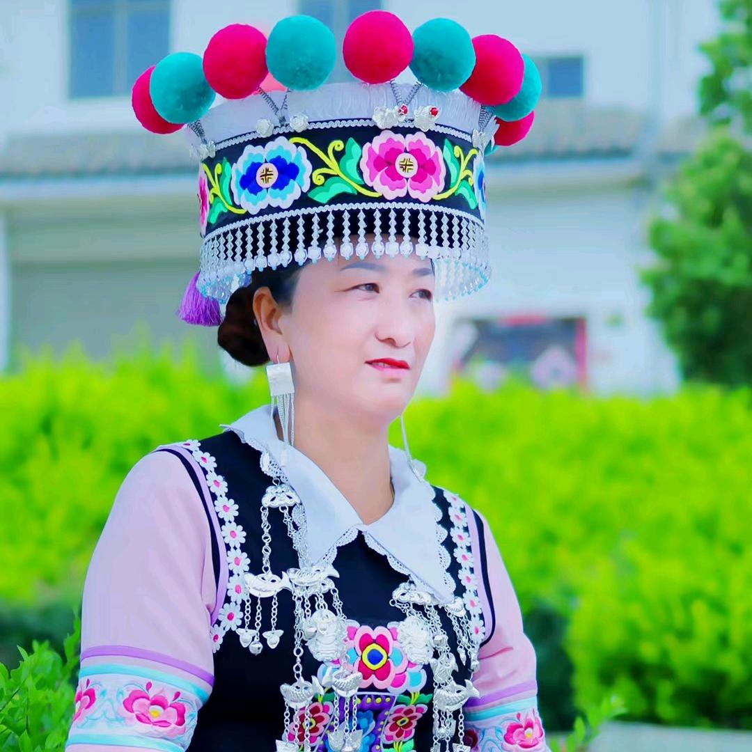 彝家小表妹