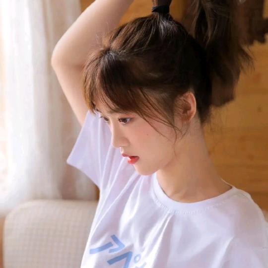 是馨馨吖
