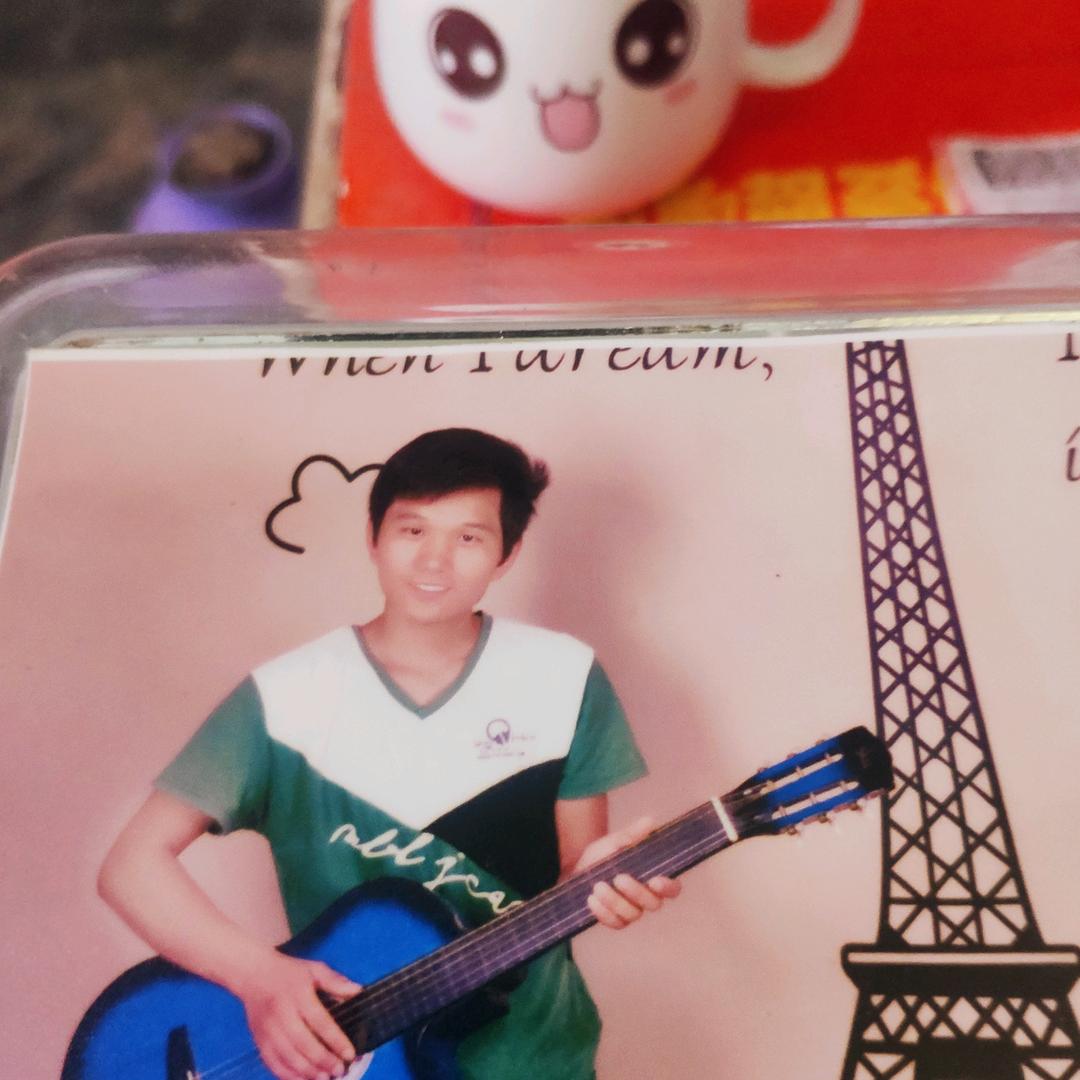 随车吊厢房翱翔……