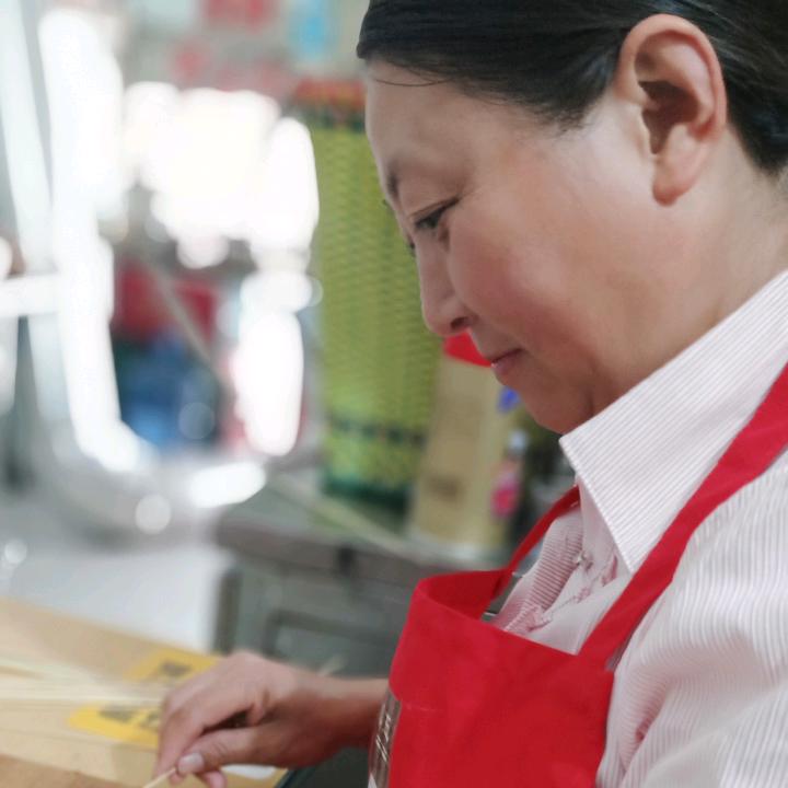 董敏