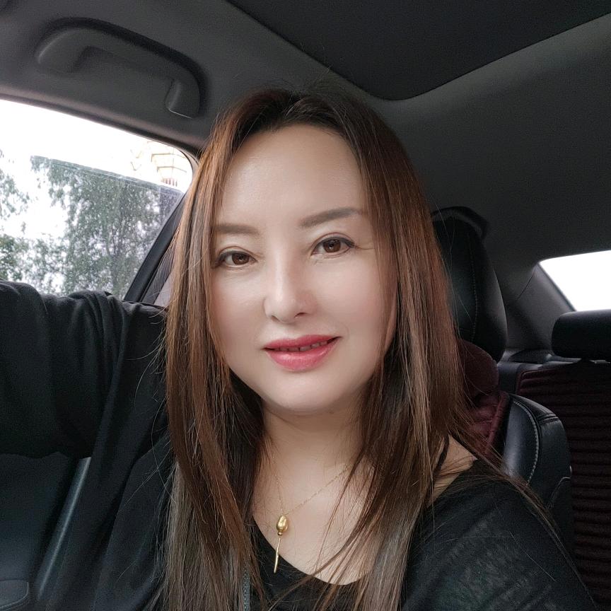 易达果品  严阿博