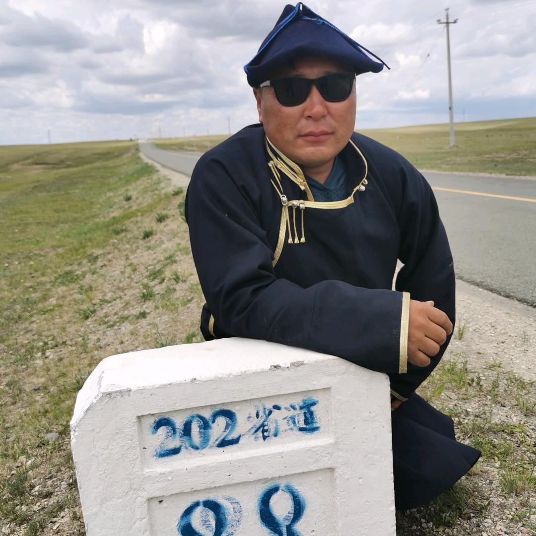 毕力格中俄蒙旅行