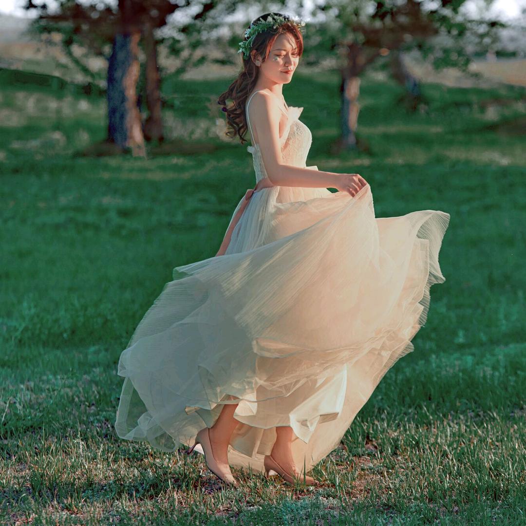 小红红涂涂画画