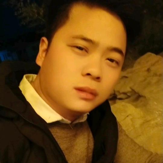 沈...