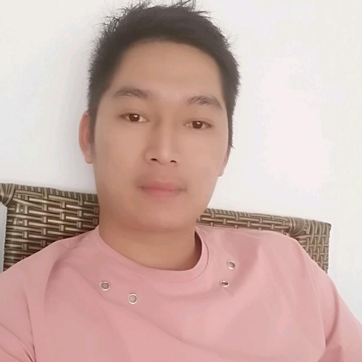 魏启富