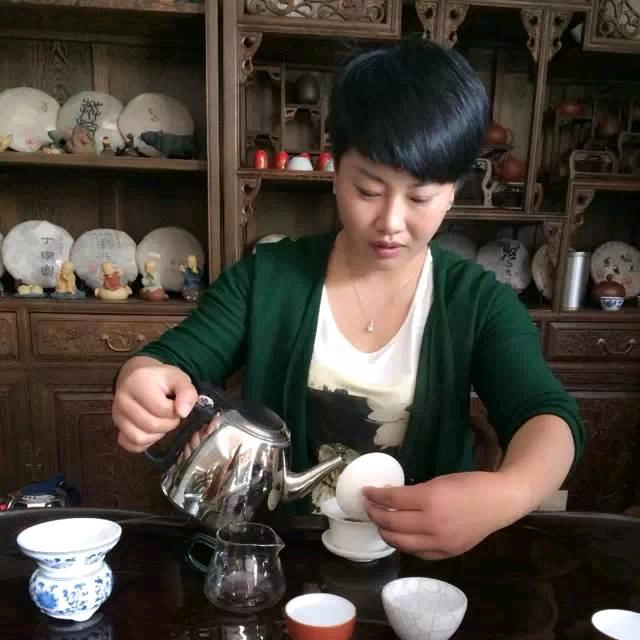 李燕