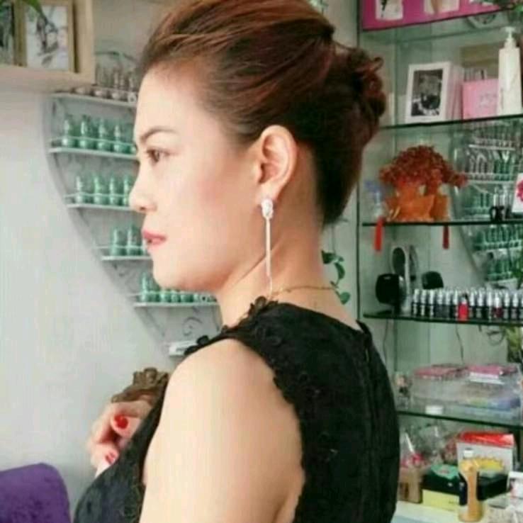 华姐，农村女人