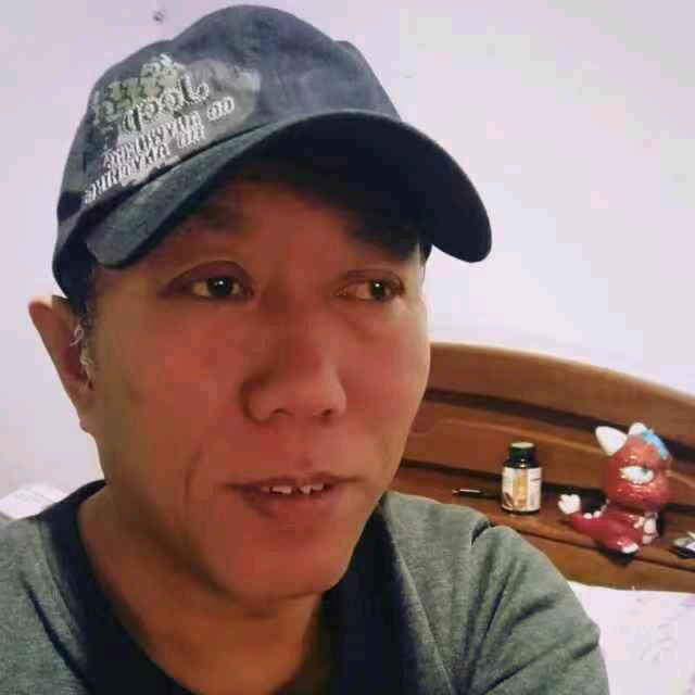 秋彦