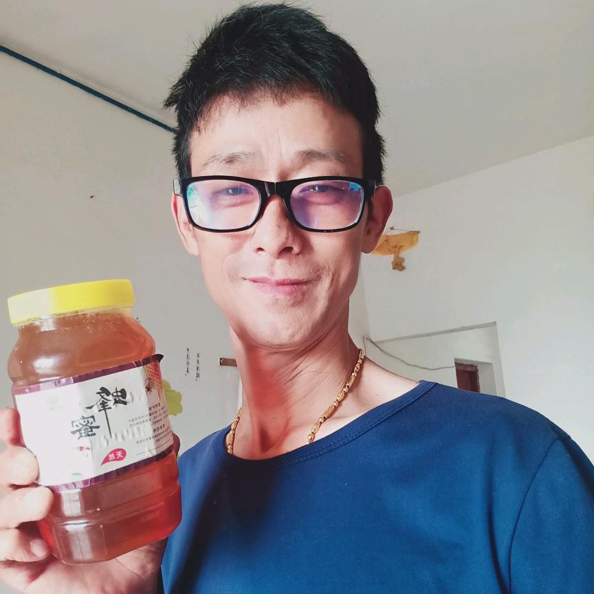 蜂子哥