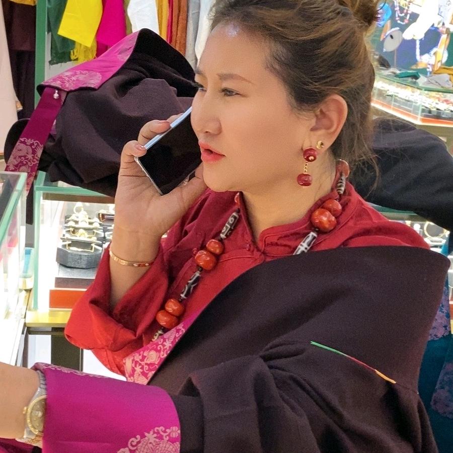 卓嘎  at USA 🇺🇸