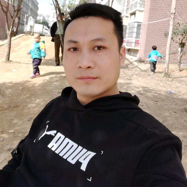彭冲