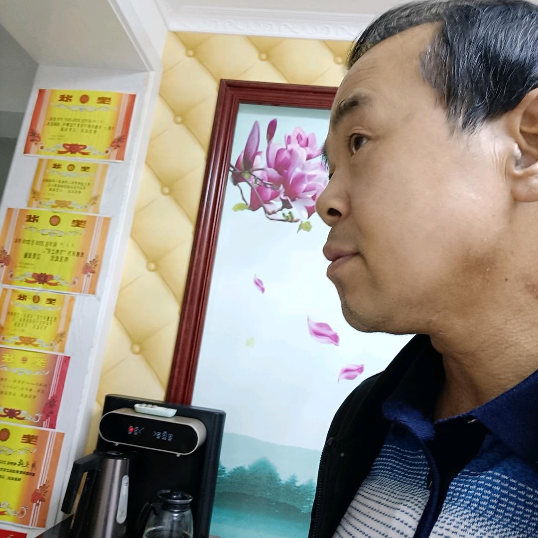 冬天的一束阳光（有关必回）