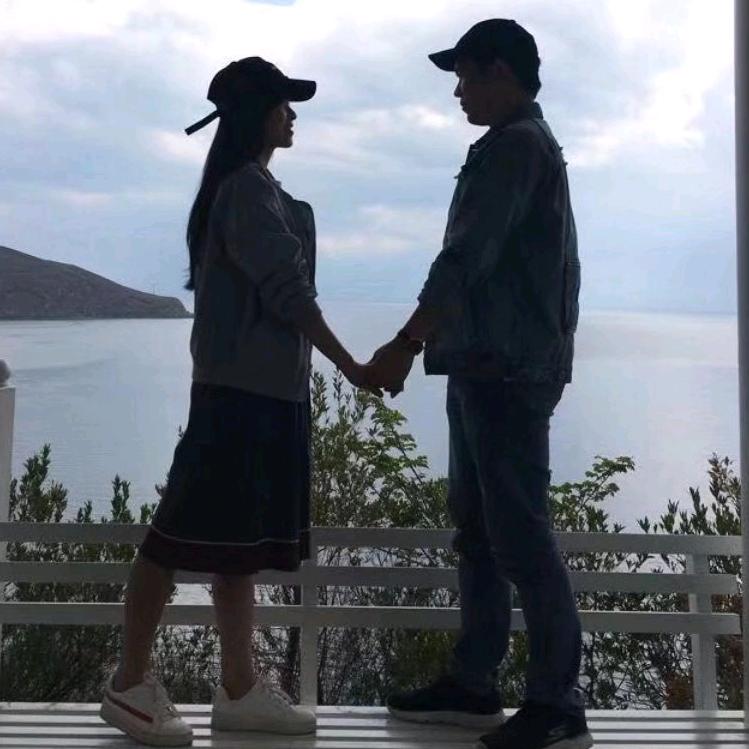 老王和小妞的日常