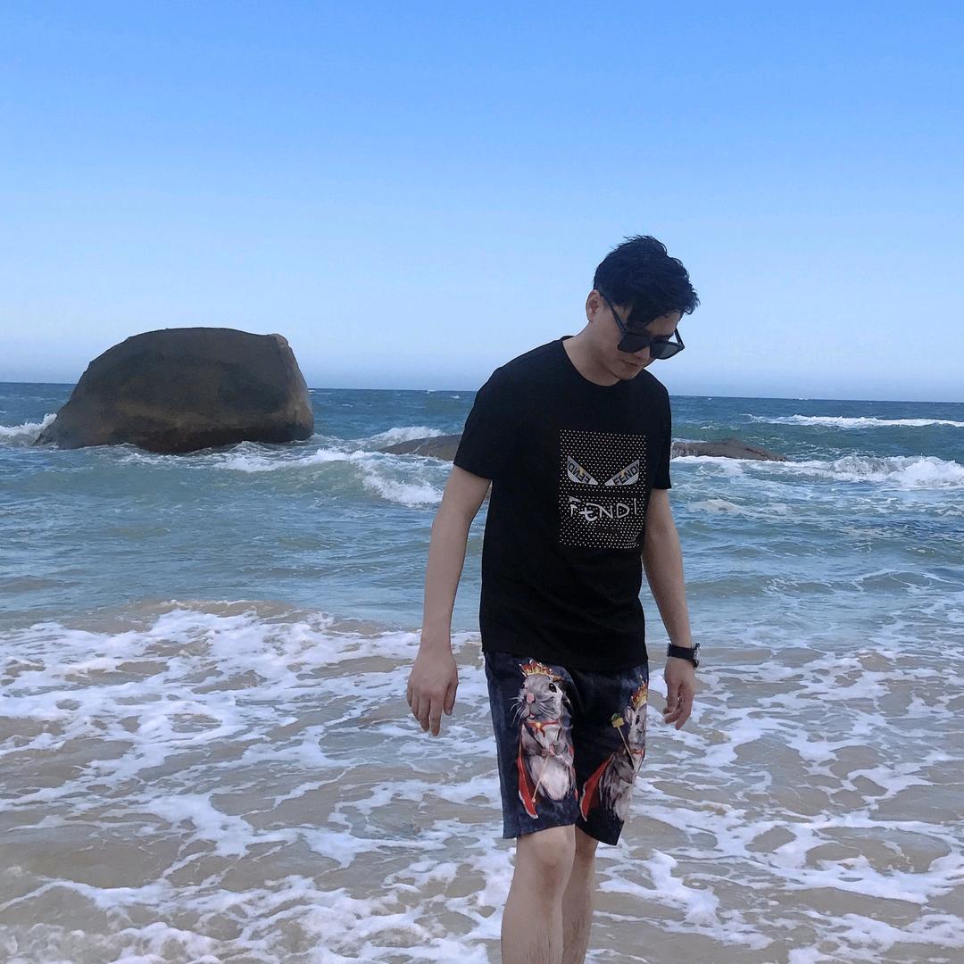 18岁的uncle