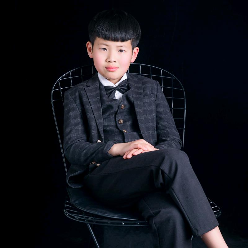 韩城市禹甸园喜乐童装