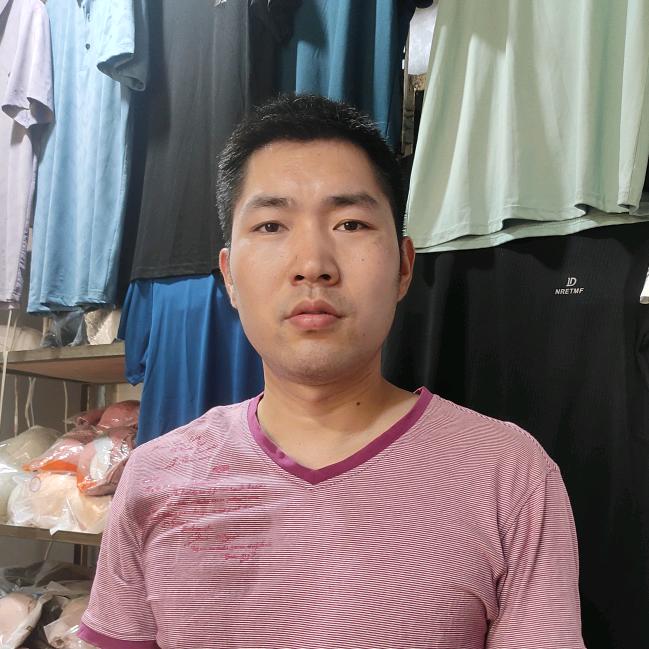 向阳服装针织批发伟利20号楼110