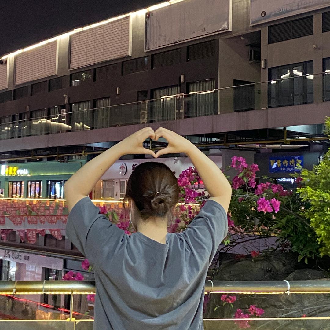 每天都在上班 哪有时间挣钱啊