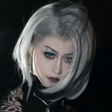 Vv子教授