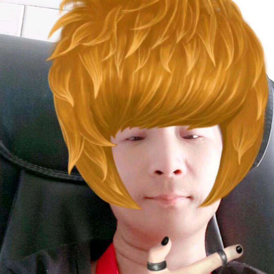 王小飞。 See you later.