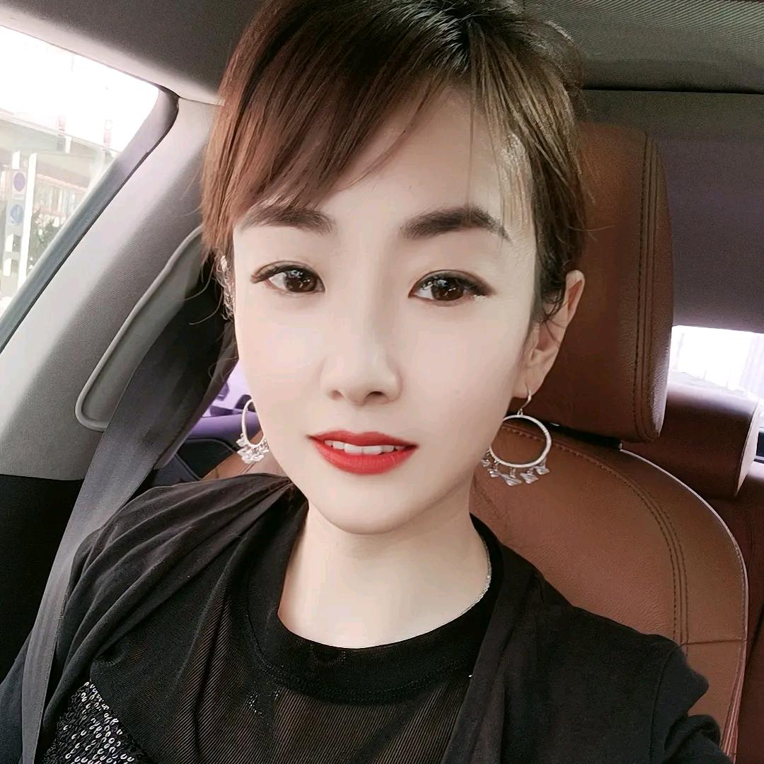 苓儿(晚8点开播)
