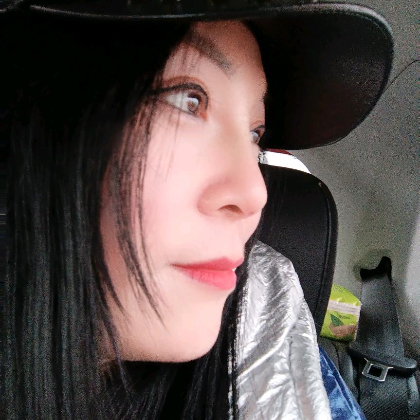 玉儿（拒绝连赞）