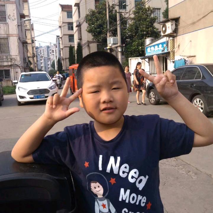 孔翔（孔晓飞）