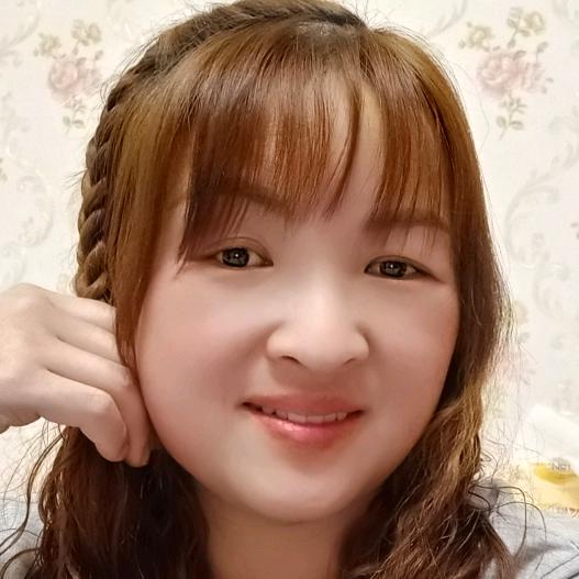 月亮之上看星星✨