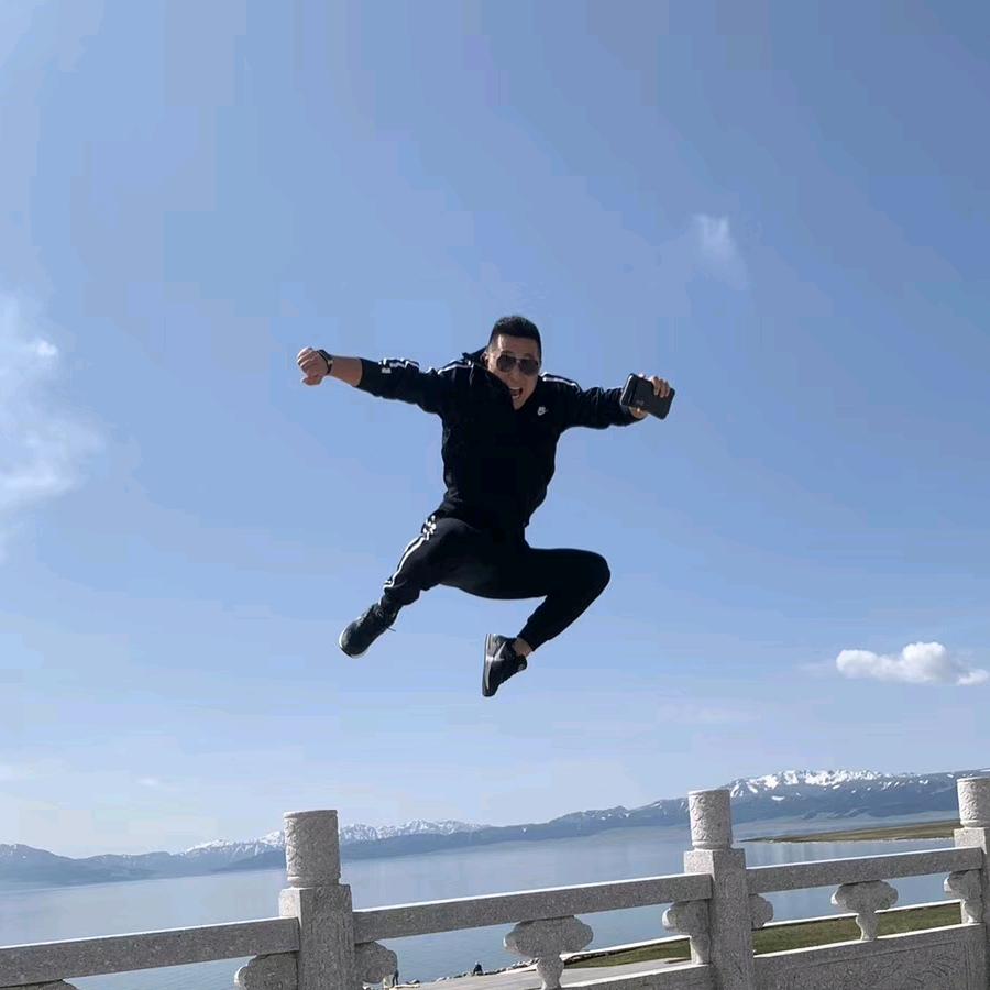 塔城市京龙体育