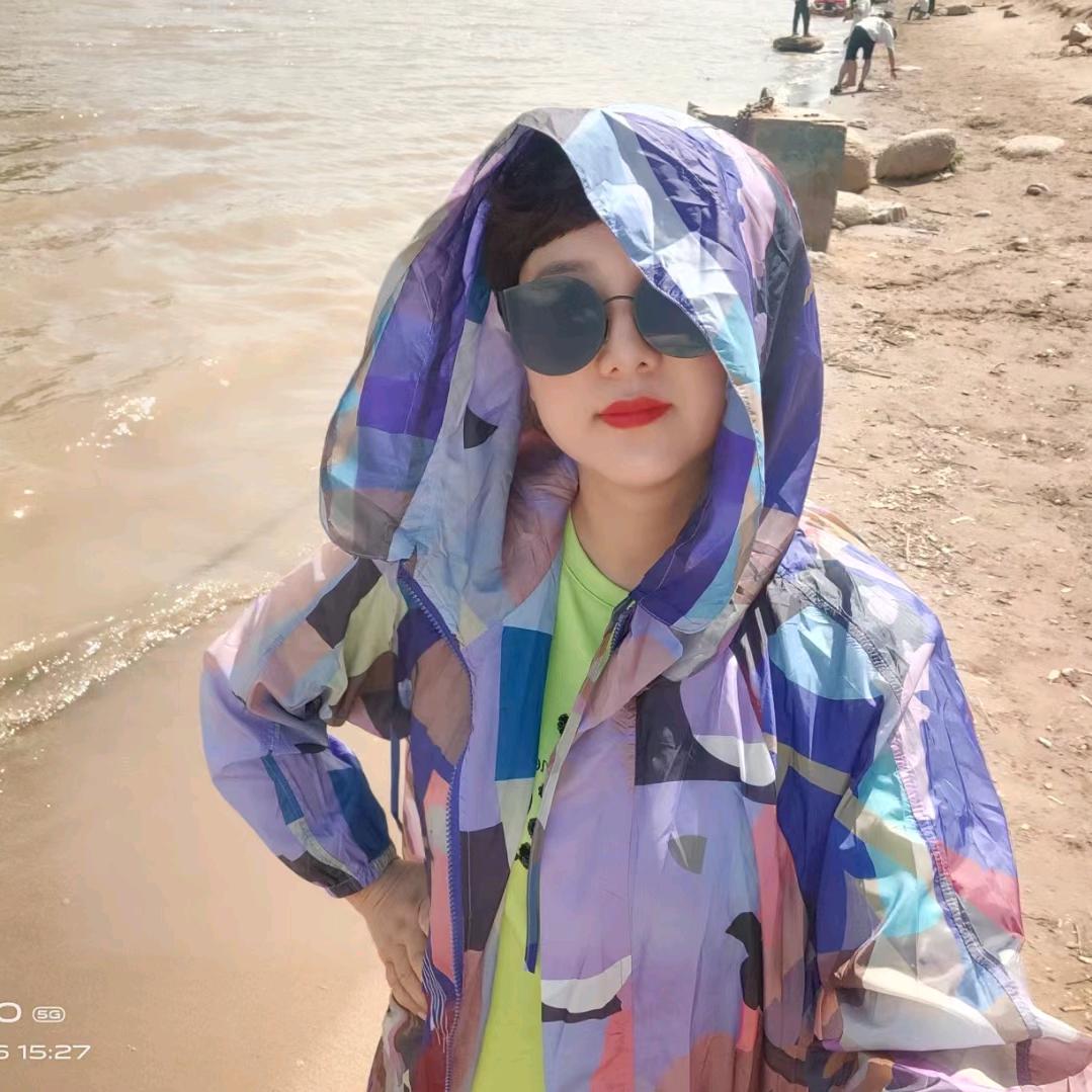 女老板的一天天！！！