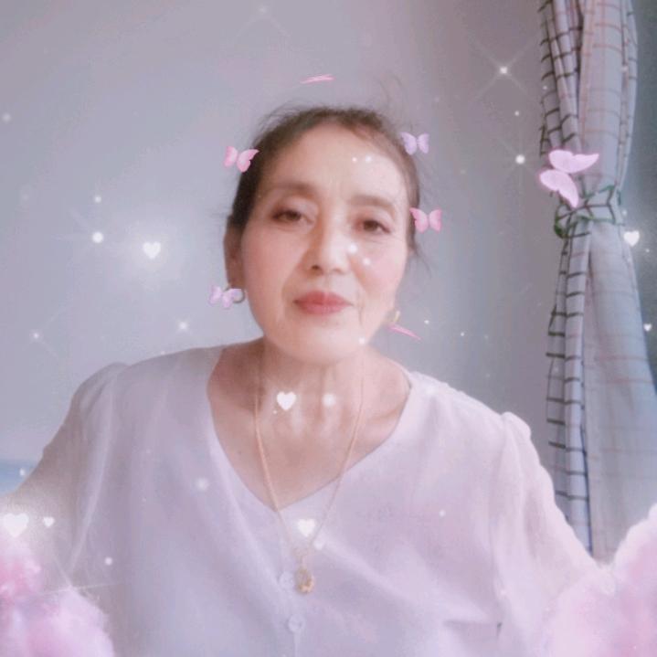 @罗凤英