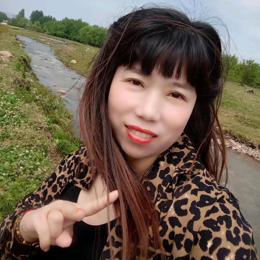 遂平县蔚美仁美容店