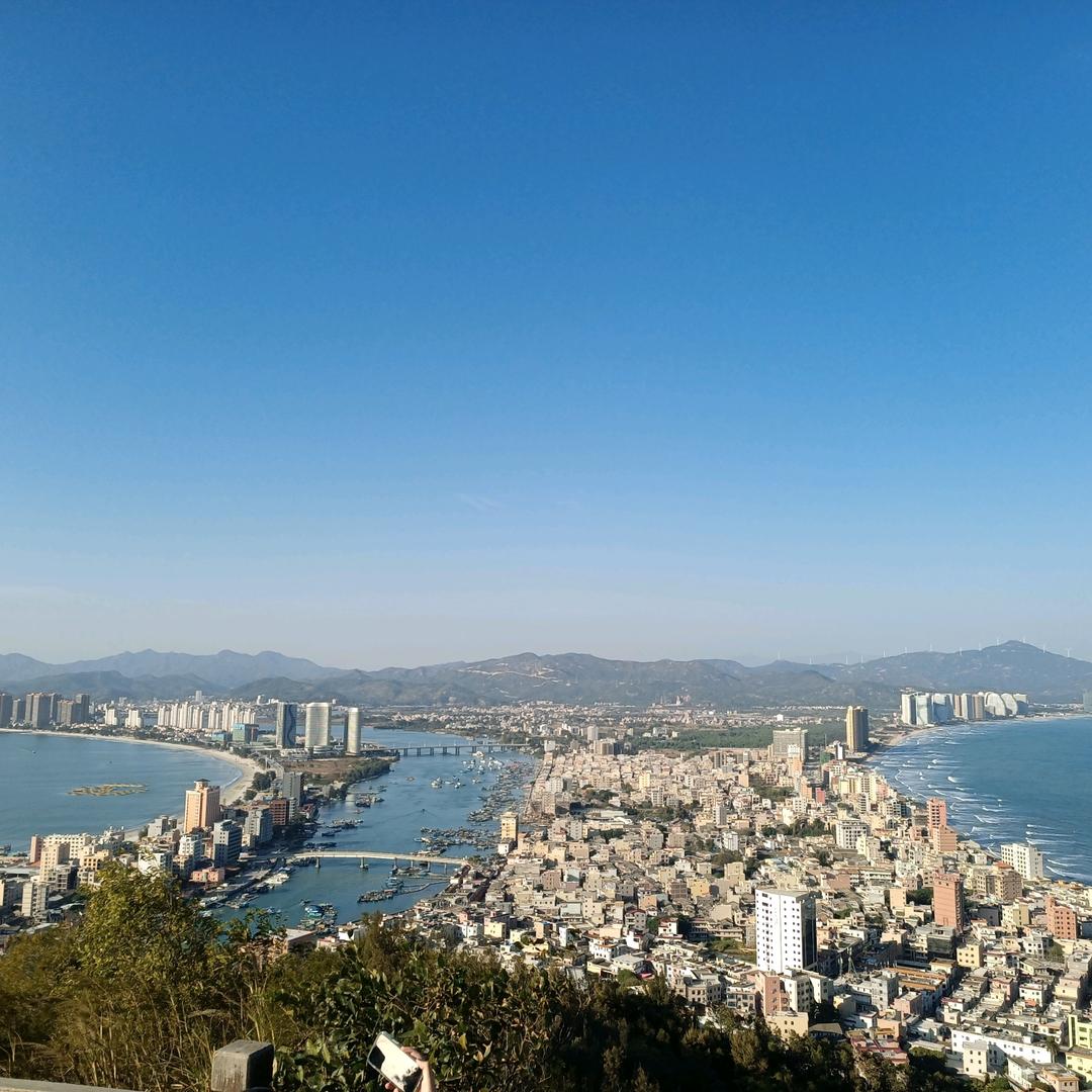 附近美食好玩推荐