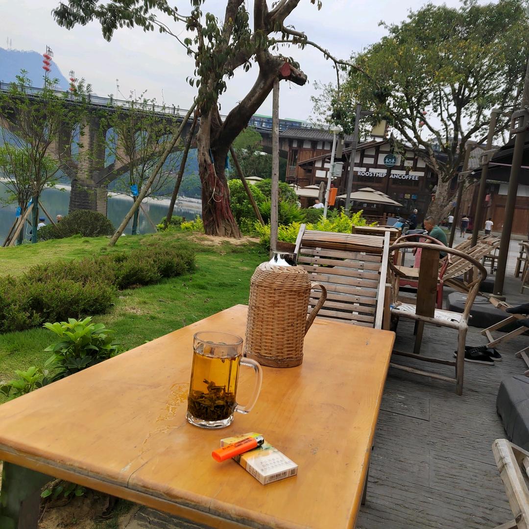 伟娃子棋牌室，义阳府第