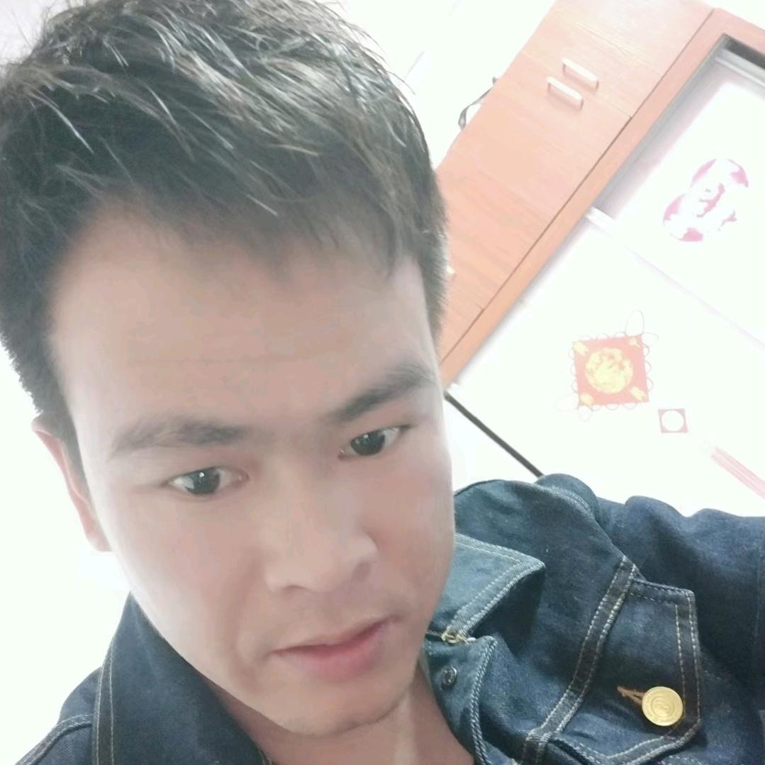 黃傢汏尐爺