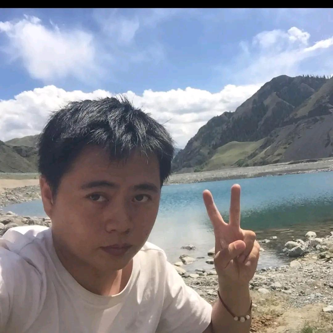 乌鲁木齐电脑回收--修电脑小杨的幸福生活