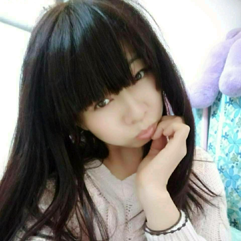 爱笑的傻丫头