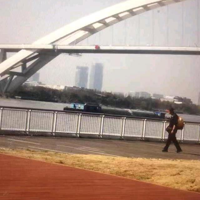 哈哈