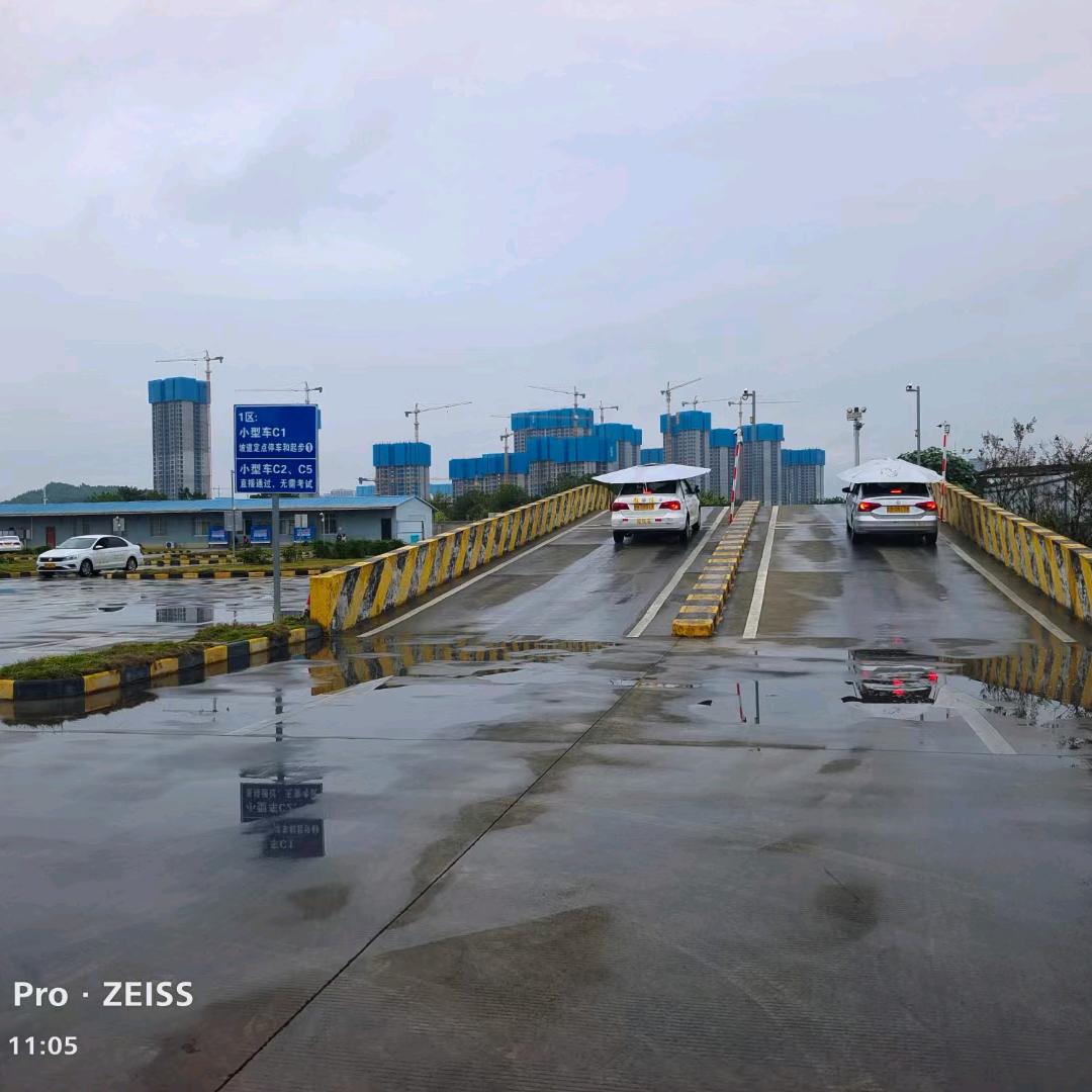 柳州景鸿驾校教练