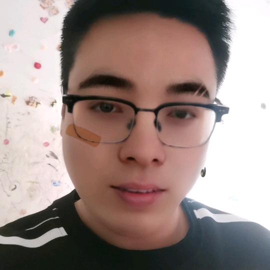 郑龙  自动变速箱维修