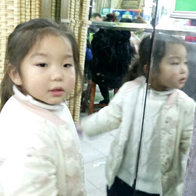 闹闹