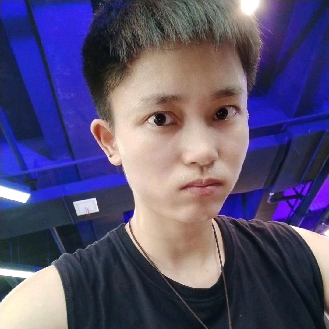 爱美力游泳健身  刘书